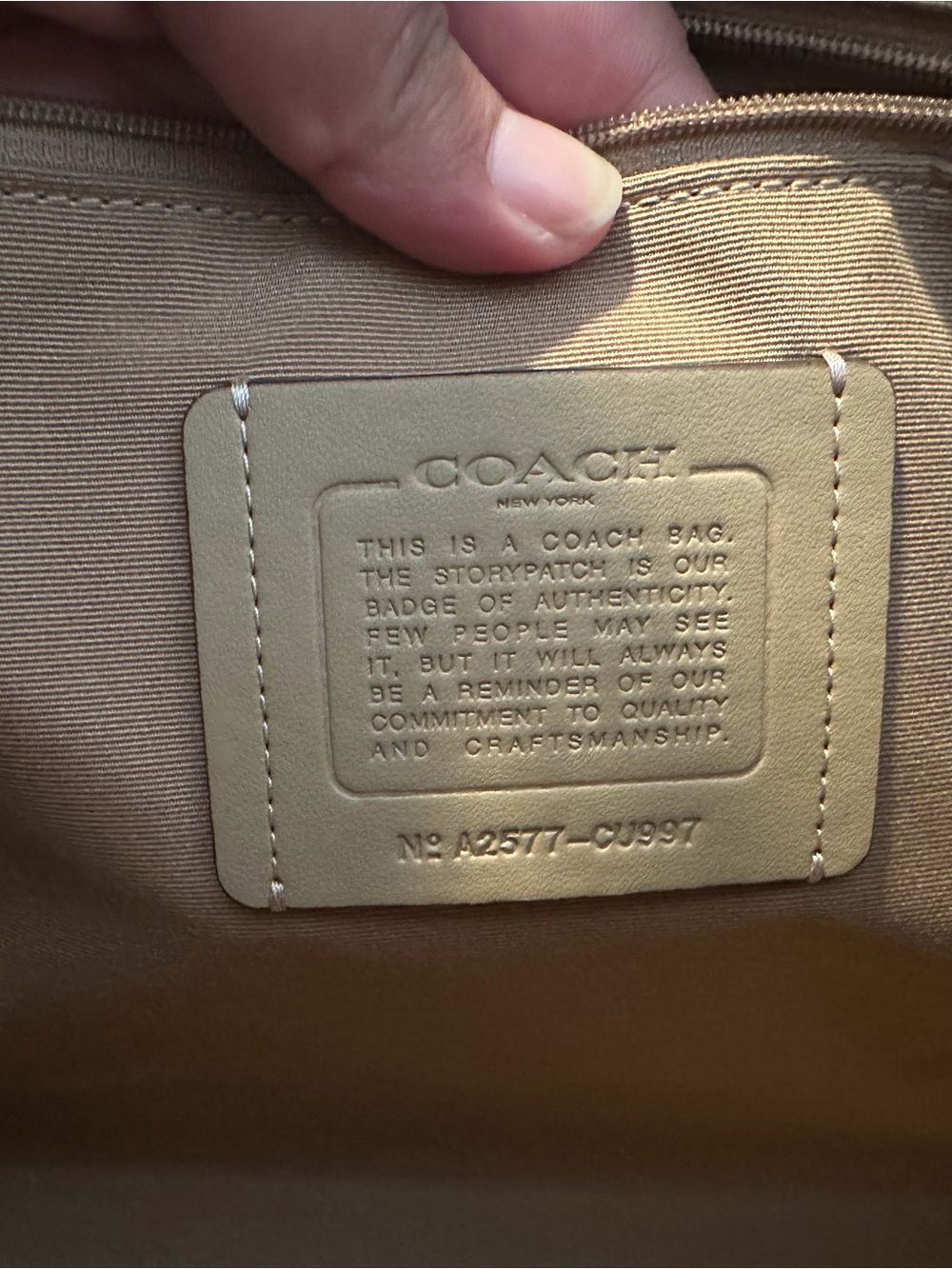 Coach White Pebbled Leather Tote with Tan Logo Canvas Straps - Picture 3 of 4